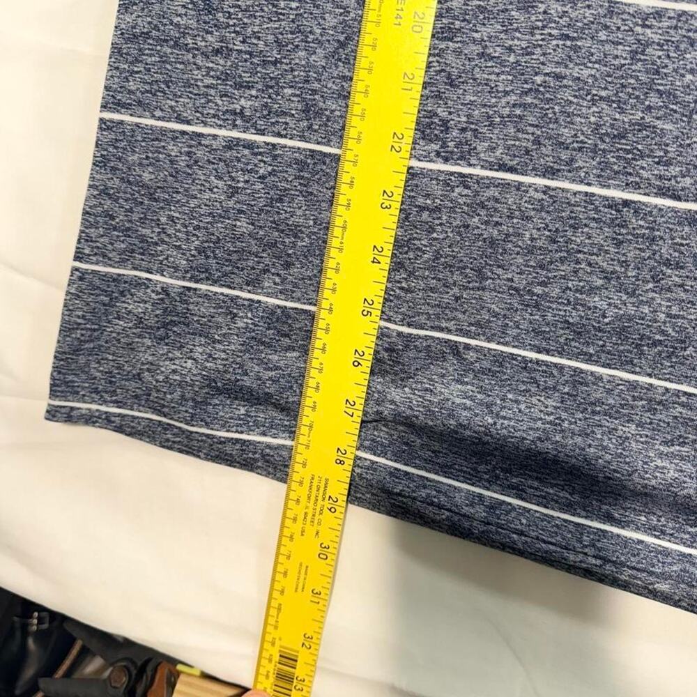 Under Armour blue and gray striped polo shirt in 2XL - Picture 4 of 5